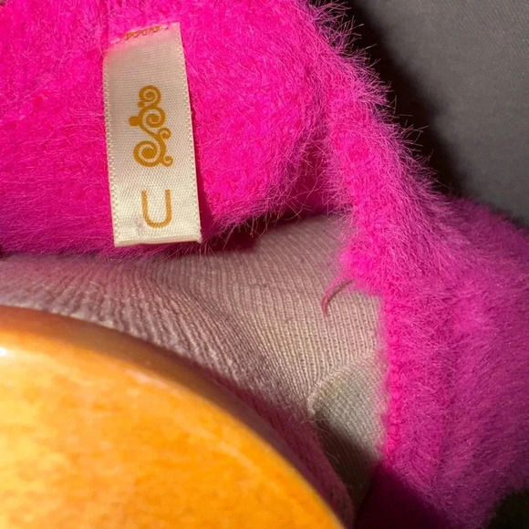 Pink sweater - Picture 5 of 5